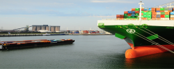 Uniforme veiligheidsregels voor binnenvaartschepen bij containerterminals